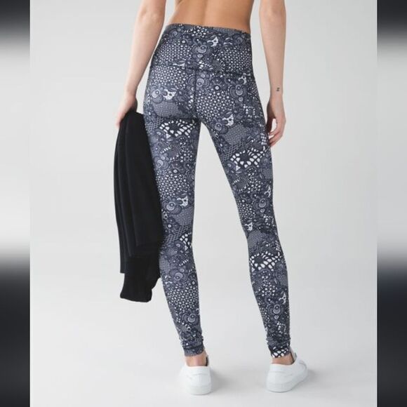 Lululemon Wunder Under Fold Down Geometric Ankle Leggings Blue Women's Size 2 - Picture 1 of 11